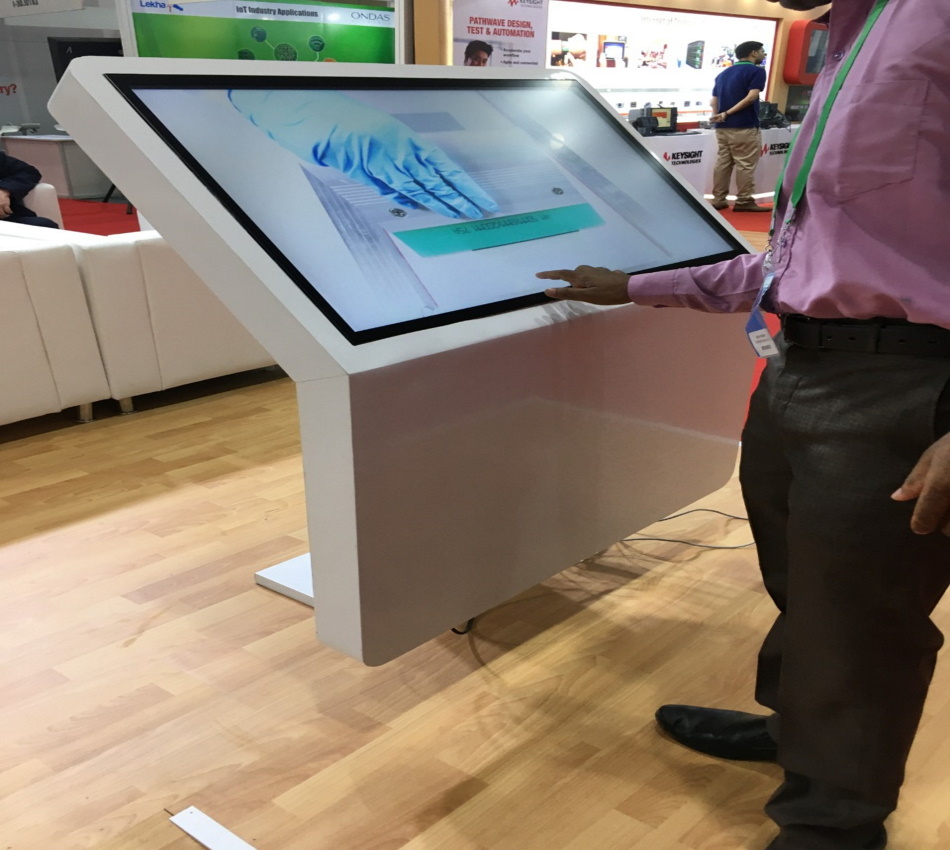 TouchScreenInfoSystem